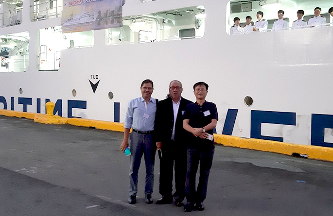 OLFU partner MMU docks training ship in Manila; CME participates in welcoming festivities